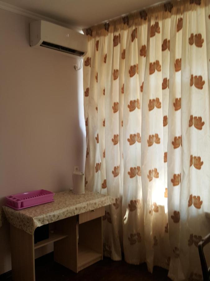 Абазинская 35 Сухум Экстерьер фото